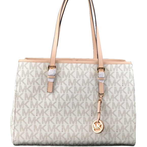 Michael Kors Handbags - SOLD🥰🥰NEW AUTHENTIC MICHAEL KORS TRAVEL BAG
